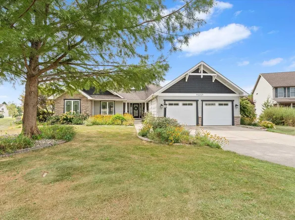 51215 Enchanted Oak Ct, South Bend, IN 46628