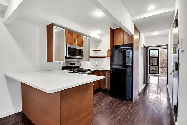 Rented by Rennit Inc. | media 5