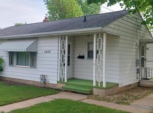 1455 W 11th St, Waterloo, IA 50702