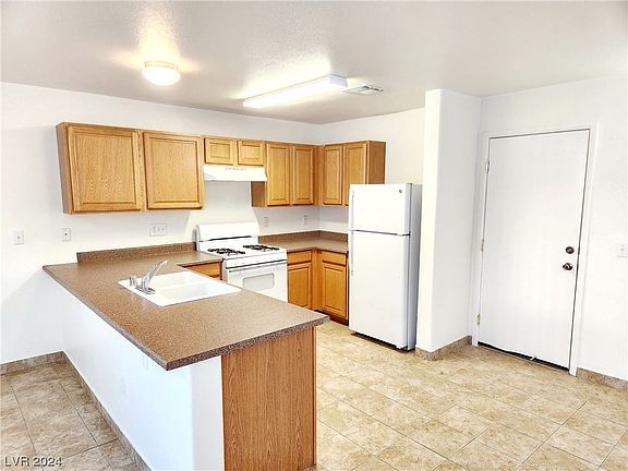 4th image of 6148 Ethel May Ave