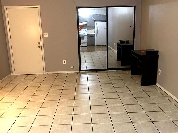 4th image of 2008 E Johnson Ave #3