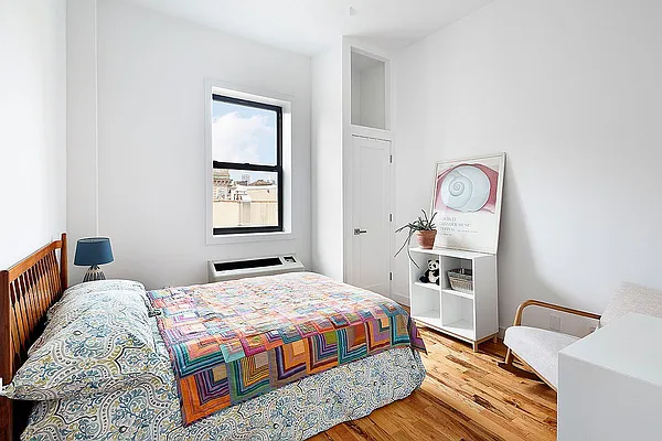 Rented by Douglas Elliman | media 17