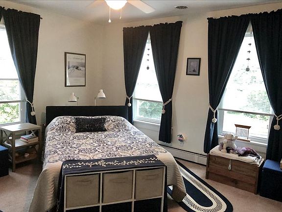 Master Bedroom, tons of natural light