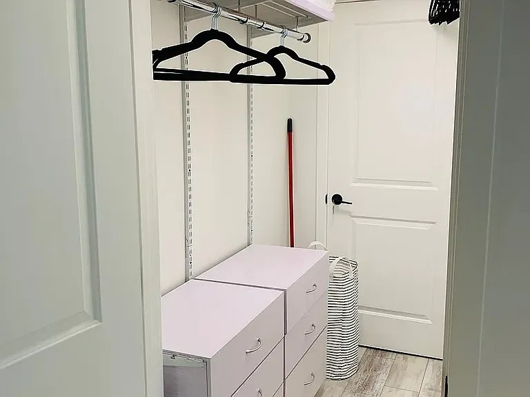 Studio, 525 sqft, $3,500 — Photo 1