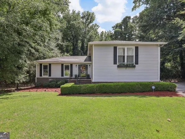 1487 W Bend Creek Ct, Atlanta, GA 30338