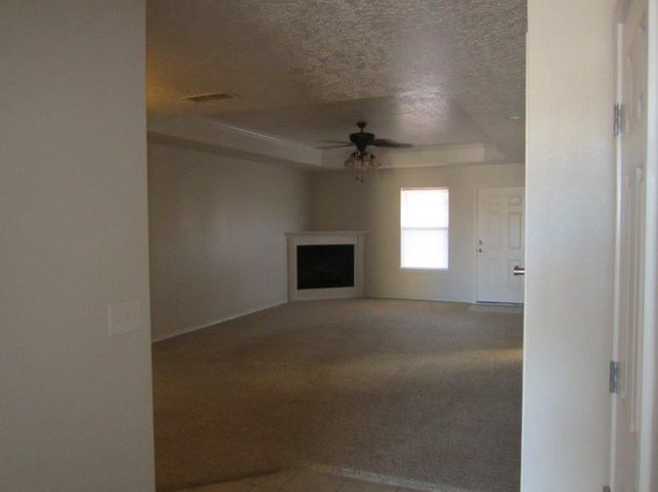 2104 Dove Ln #1
