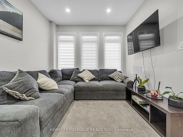 5 Gooseman Cres — Photo 10