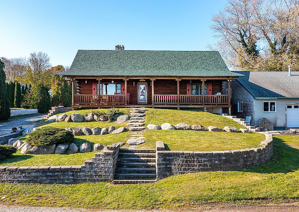 65 Park Ave, Portsmouth, RI 02871 Zillow