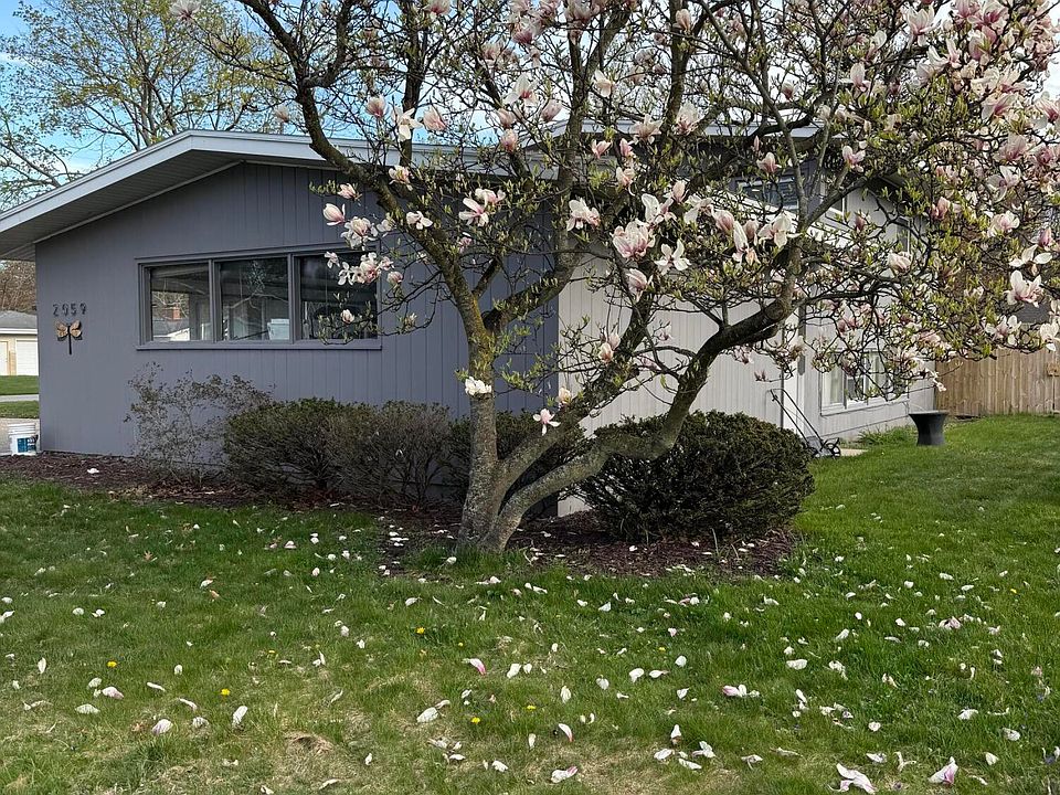 1st image of 2059 Garland Dr