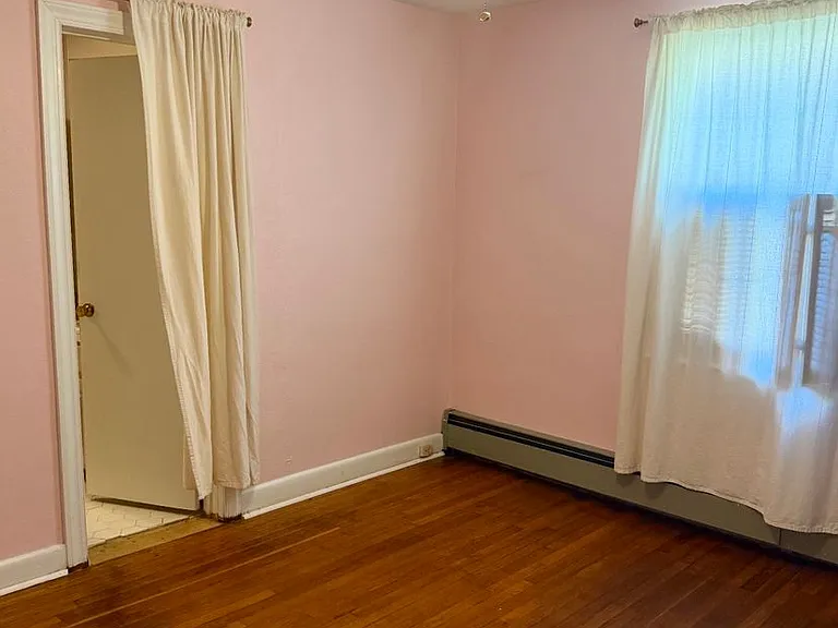 1503 Freeman Ave — Photo 13