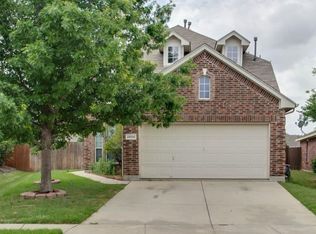 2820 Lynx Ln, Fort worth, TX 76244