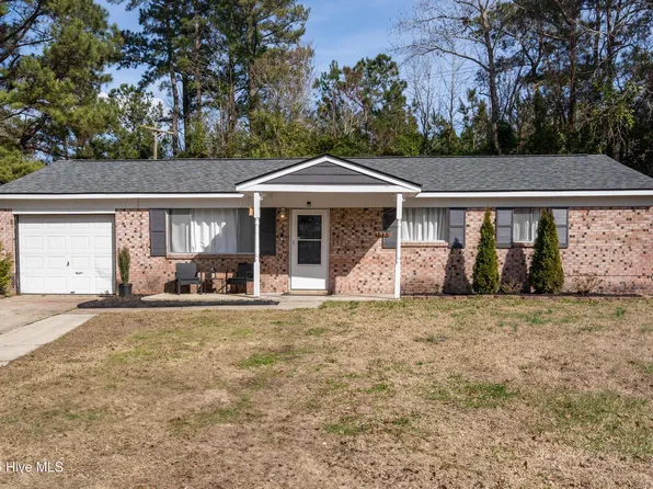 105 Ivey Court, Jacksonville, NC 28540