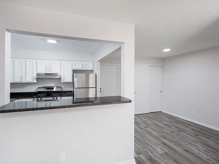 Olentangy Terrace — Photo 7