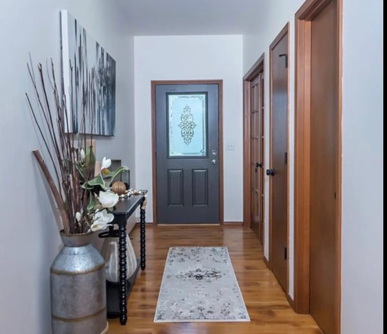 5 bed, 2479 sqft, $3,400 — Photo 4