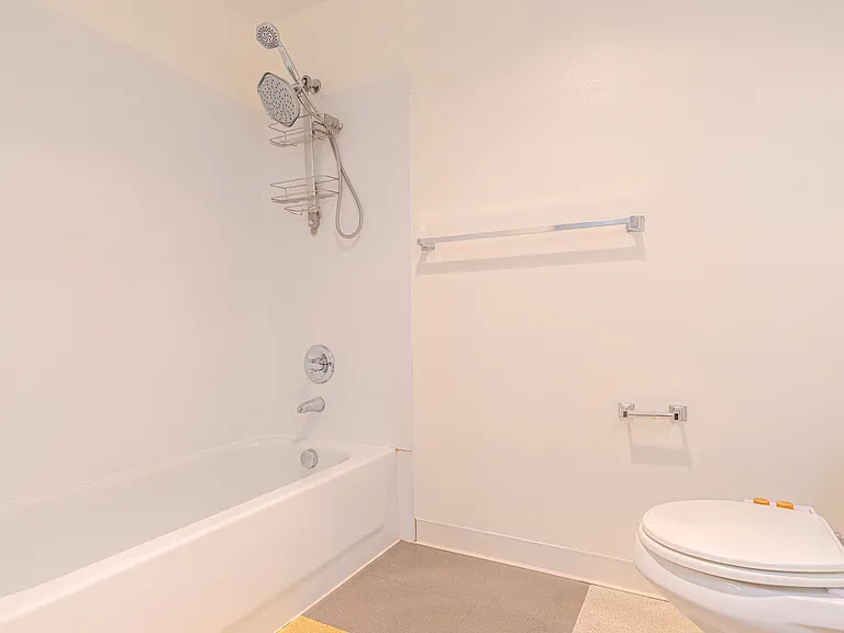 1620 Belmont Ave #226 — Photo 11