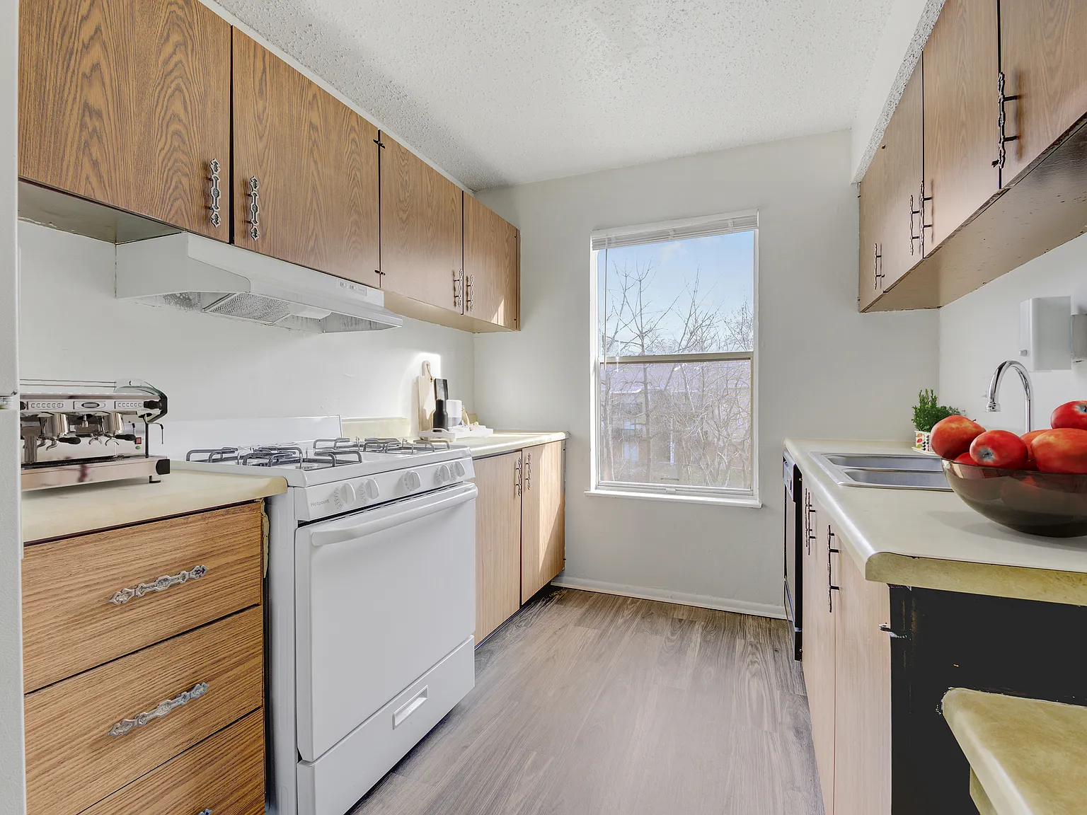 The Residences at Bella Vista — Photo 2