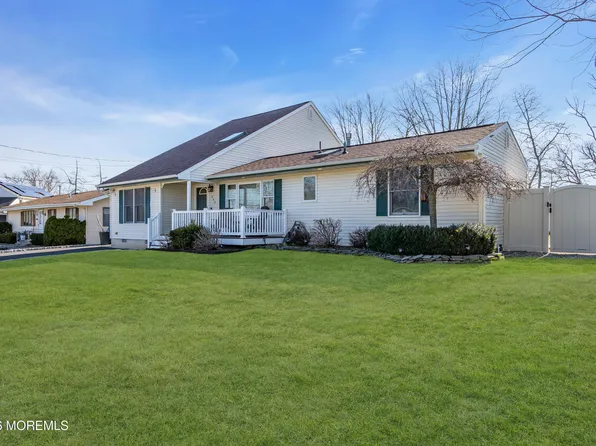 942 Neville Street, Toms River, NJ 08753