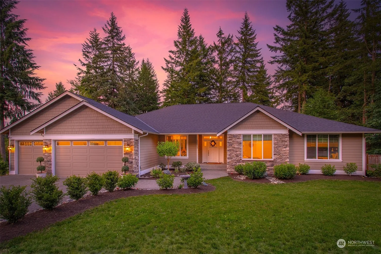 12027 6th Avenue NE photo 1