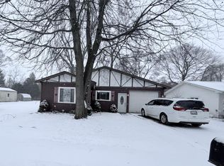 767 Monroe St, Caro, MI 48723