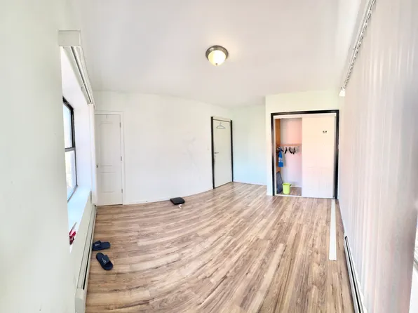 2071 Haring Street image 8 of 25