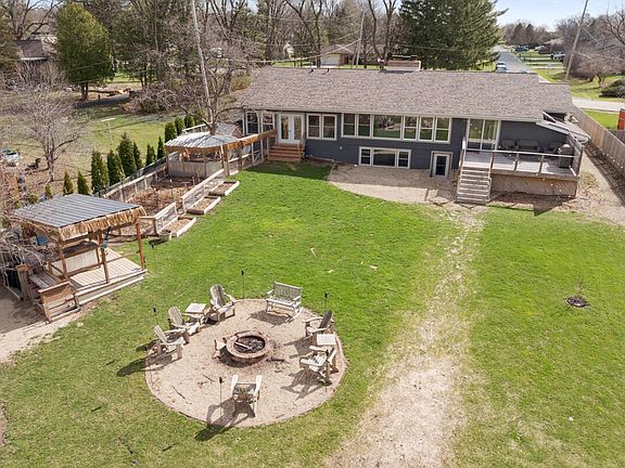 5th image of 2530 North River ROAD