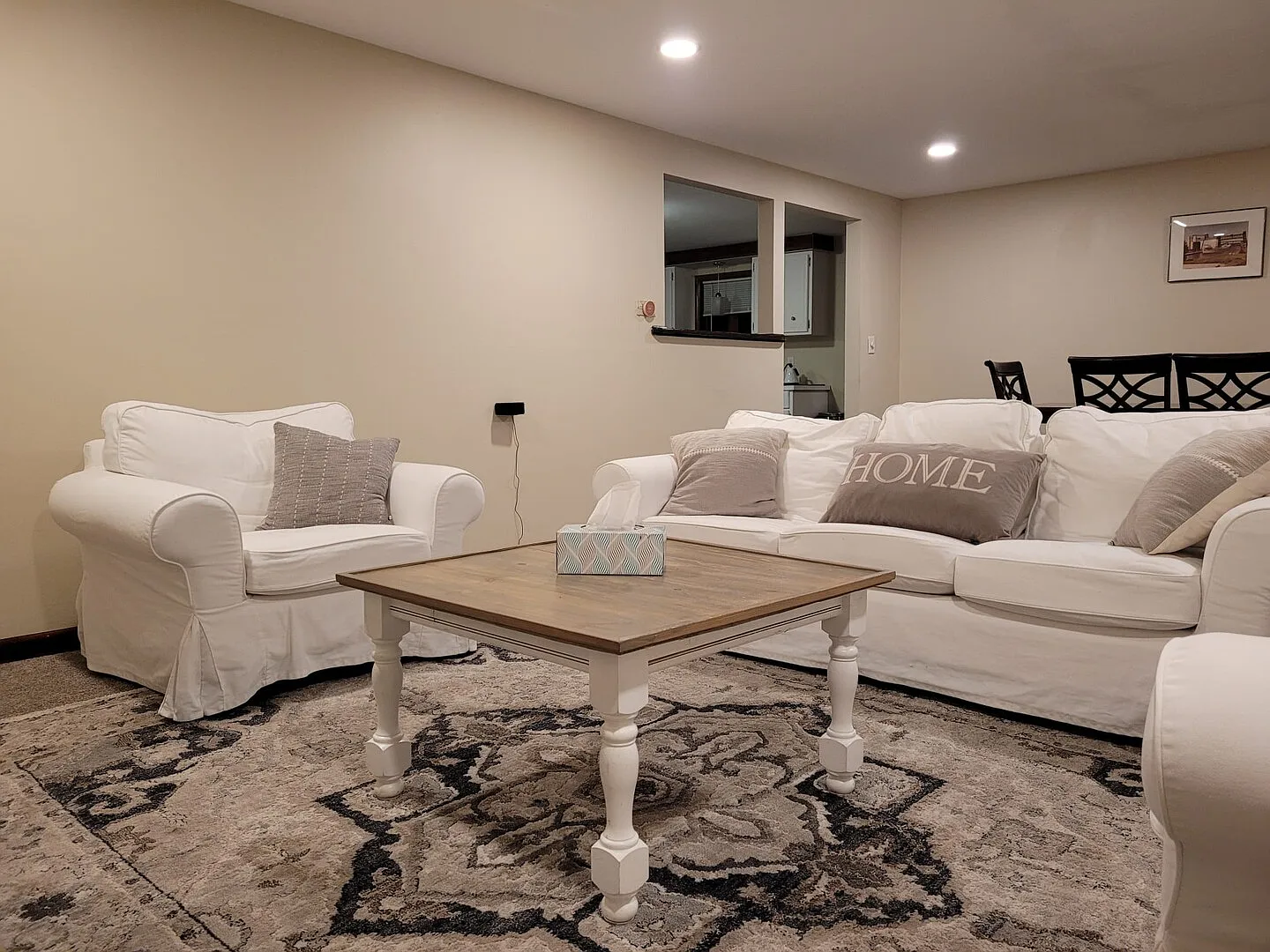 Private Apartment — Photo 4