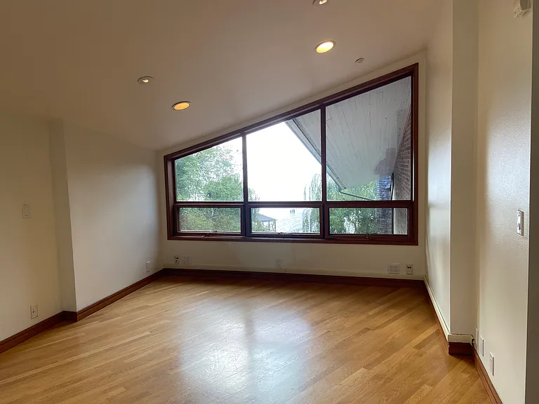 8279 W Mercer Way — Photo 6