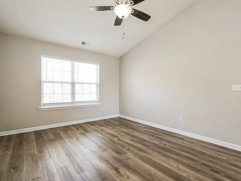 3323 Baseline Rd — Photo 9