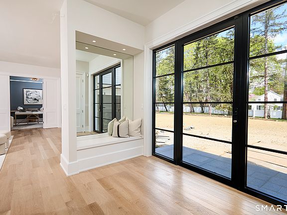 2nd image of 11 Wake Robin Road