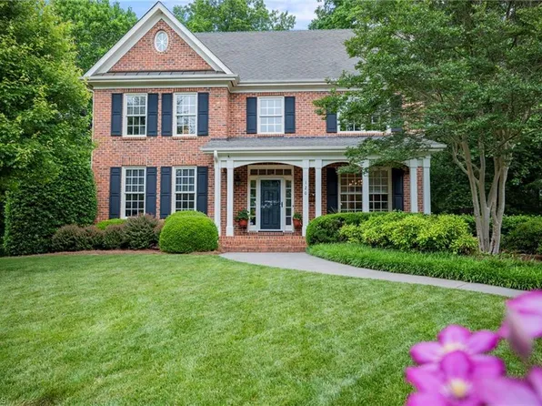 120 Windsor Place Ct, Winston Salem, NC 27106