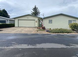 6215 NE Deer Ln, Newport, OR 97365