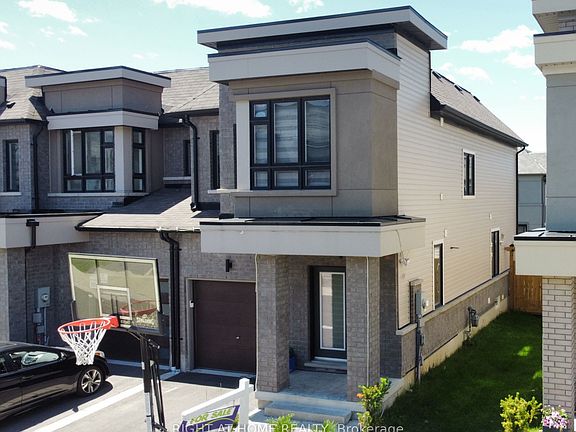 4th image of 30 Caspian Sq