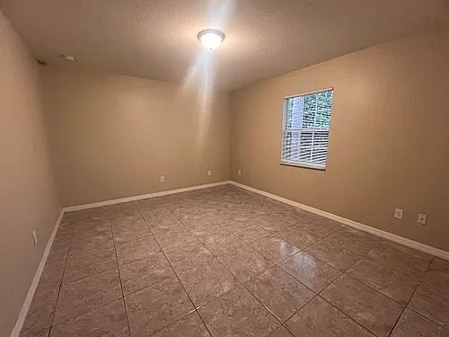 1st image of 5487 Park Vale Blvd