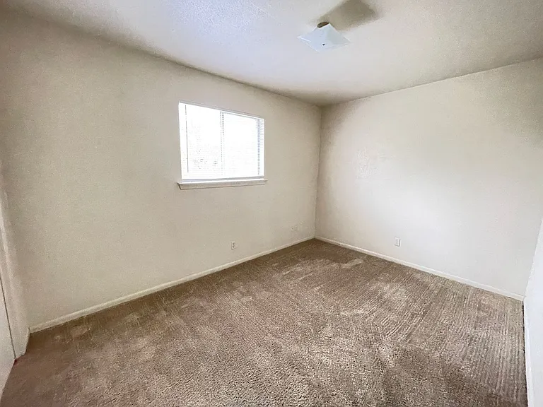 228 Hold Street — Photo 14
