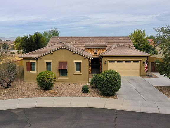 3rd image of 16114 W Coronado Rd