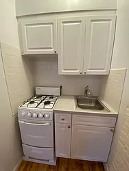 Rented by City Connections Realty