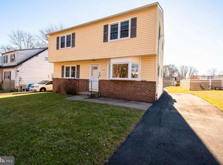 2770 Phipps Ave, Willow Grove, PA 19090