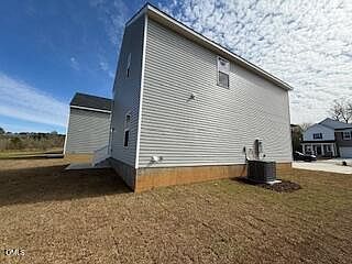 7th image of this home