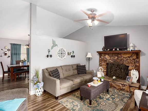 4th image of 260 Brick School Rd