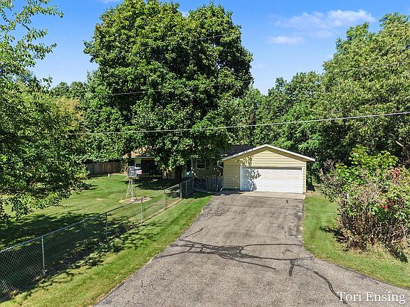 5th image of 9054 Baker Rd
