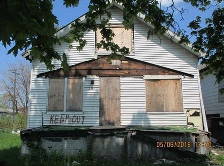 1st image of 2731 McLean St