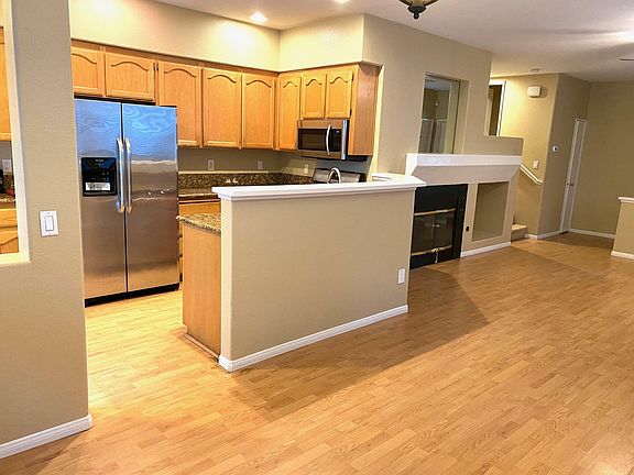 4th image of 11821 Spruce Run Dr APT C