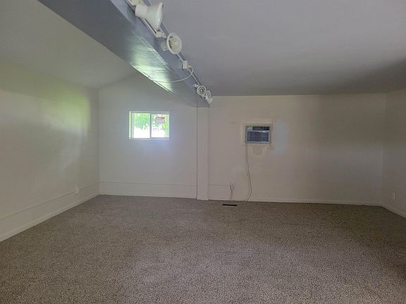 5th image of 11372 N Linden Rd