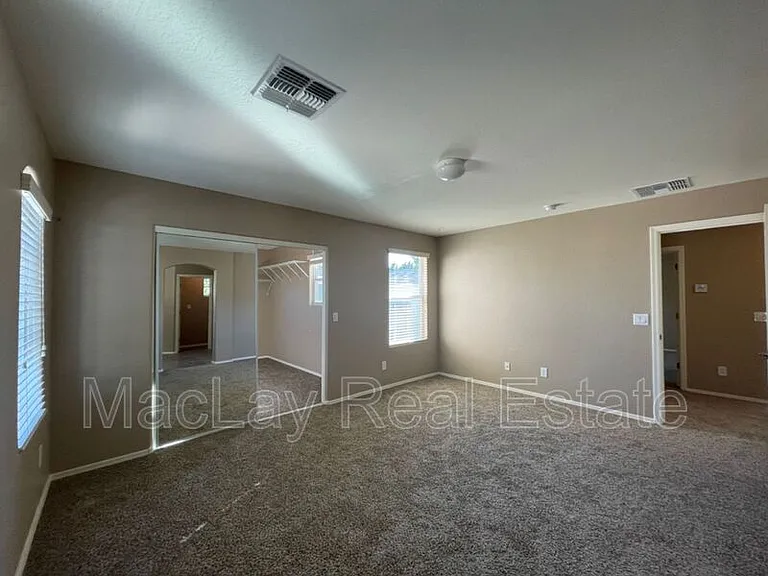 10024 E Isleta Ave — Photo 20