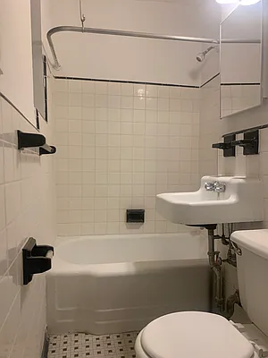 Rented by Best Apartments North Inc | media 17