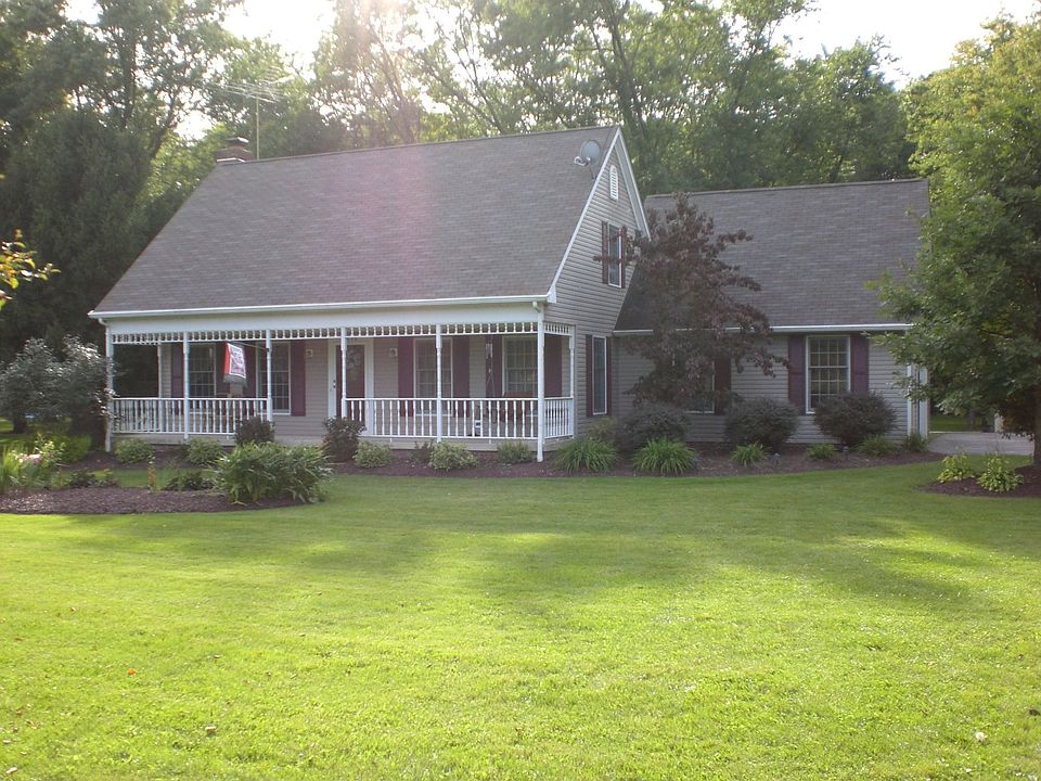 1st image of 4028 Greenbay Dr