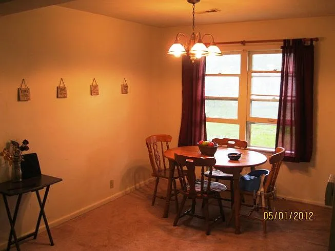 1417 Rose Dr — Photo 9