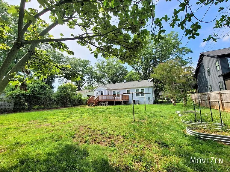 3819 Plainview Rd — Photo 10