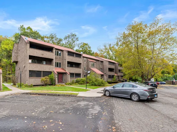 164 Towne House Road #164, Hamden, CT 06514