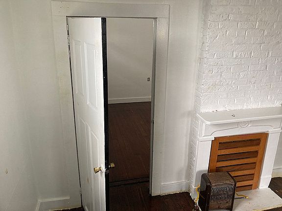 5th image of 211 S White St